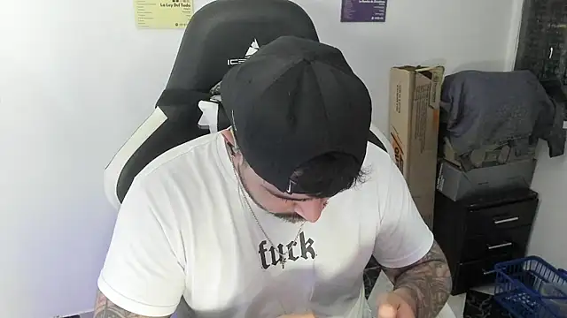 Kmilo 23 online show from January 12, 2026, 2:50 am