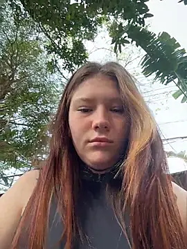 FionaMurr online show from February 8, 2026, 3:21 am