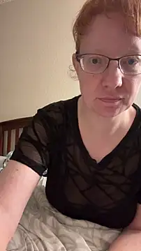 Lenaravenswood online show from December 16, 2025, 7:46 am