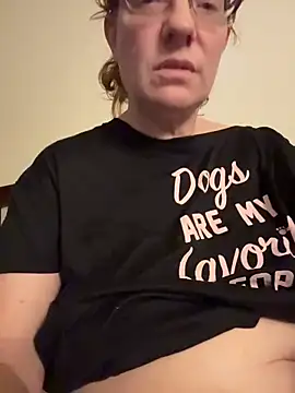 Lenaravenswood online show from March 24, 2026, 5:34 am