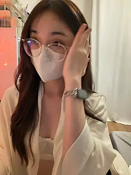 mimichannn99 online show from March 5, 2026, 8:38 pm