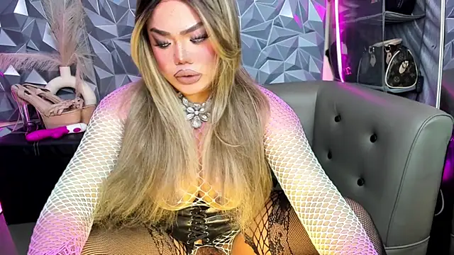 AlwaysHornyMia online show from March 21, 2026, 1:16 pm