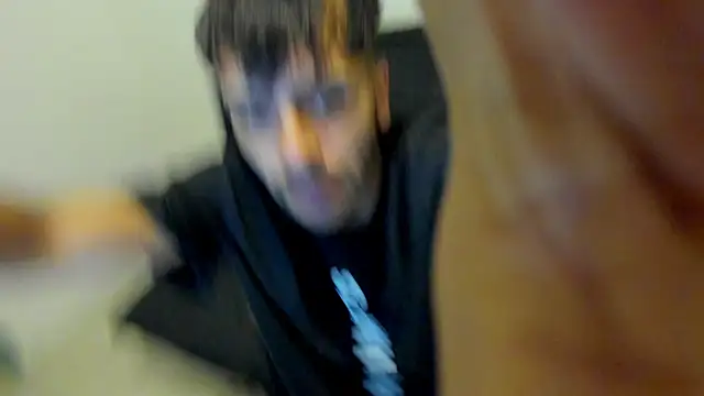 Snapshot of Lord_Apolo chatting on December 18, 2025, 1:28 pm Lord Apolo online show from December 18, 2025, 1:28 pm