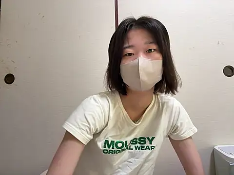 Snapshot of kuromi_chan_oo chatting on June 18, 2026, 10:25 pm kuromi chan oo online show from June 18, 2026, 10:25 pm