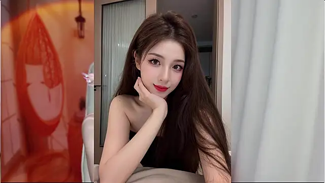 Snapshot of zizi-a chatting on April 5, 2026, 1:19 pm zizi-a online show from April 5, 2026, 1:19 pm