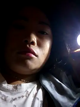 yana-zz online show from December 21, 2025, 6:53 am