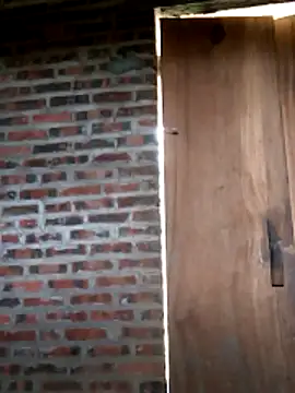 yana-zz online show from March 24, 2026, 6:18 am