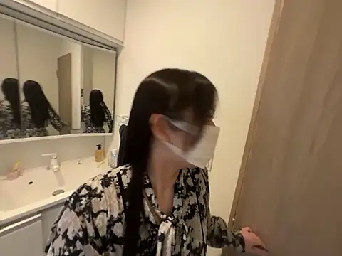 Gokujyo-Namanaka online show from February 10, 2026, 7:34 am