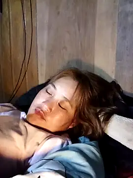 -myaa- online show from January 5, 2026, 10:24 pm