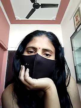 kanika05 online show from January 13, 2026, 7:13 am