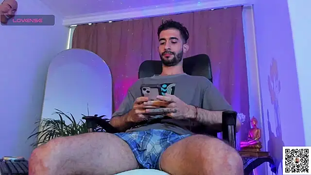 Snapshot of _YOURHERO chatting on February 23, 2026, 1:52 pm YOURHERO online show from February 23, 2026, 1:52 pm