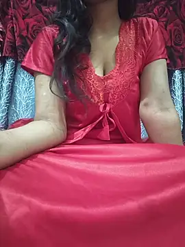 Rose1728 online show from February 13, 2026, 8:27 pm