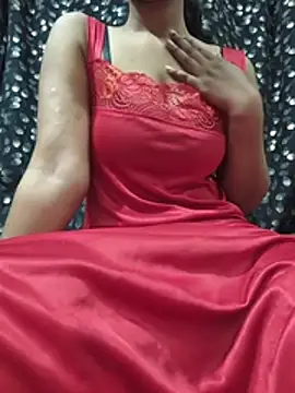 Rose1728 online show from March 2, 2026, 7:54 pm