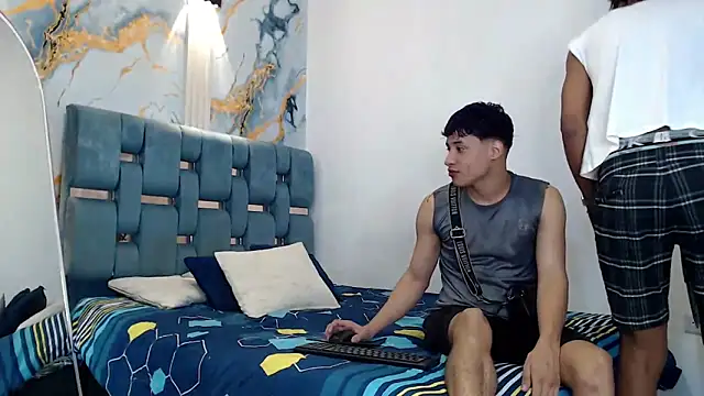 YOUNG GUYS1 online show from February 8, 2026, 1:20 am