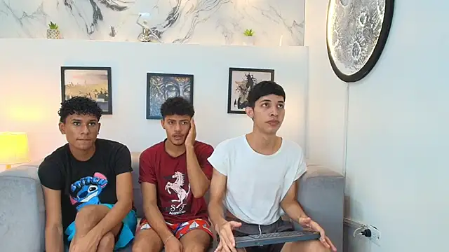 SWEET RABBIT1 online show from December 16, 2025, 7:19 pm