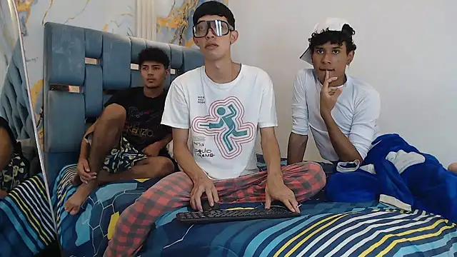 SWEET RABBIT1 online show from January 11, 2026, 7:41 pm