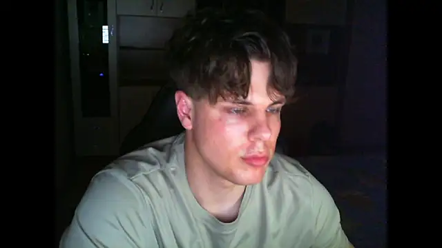 GymGuy0505 online show from March 29, 2026, 8:20 pm