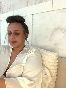 Welsh Maya221x online show from January 12, 2026, 11:37 am