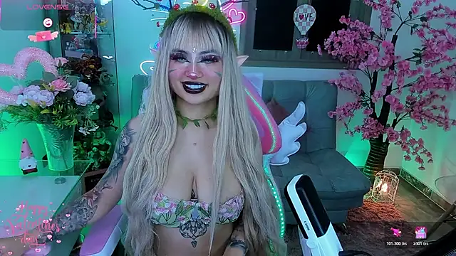 Snapshot of Hayami_Lee chatting on February 7, 2026, 4:16 am Hayami Lee online show from February 7, 2026, 4:16 am