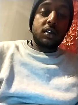 Snapshot of Mohandkim chatting on July 4, 2026, 10:27 pm Mohandkim online show from July 4, 2026, 10:27 pm