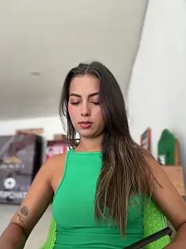 Valeria-escobar online show from March 22, 2026, 1:47 pm