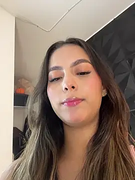 Valeria-escobar online show from April 4, 2026, 1:41 pm