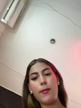 Valeria-escobar online show from May 26, 2026, 12:34 pm