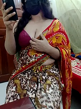 nosrat014 online show from February 17, 2026, 5:19 pm