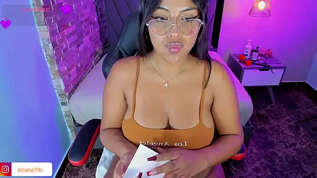 Snapshot of BRIANA_Z chatting on February 23, 2026, 3:26 am BRIANA Z online show from February 23, 2026, 3:26 am