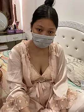 Helenshow68 online show from December 17, 2025, 6:41 am