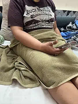 butterflyslay online show from March 9, 2026, 8:07 am