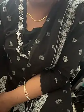 butterflyslay online show from March 10, 2026, 11:26 am