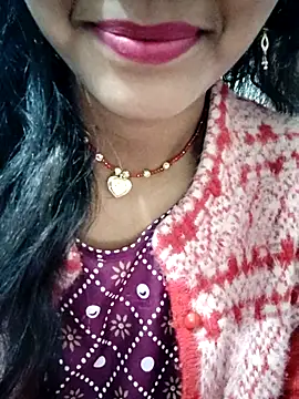 Snapshot of Aaisha_01 chatting on December 16, 2025, 6:40 am Aaisha 01 online show from December 16, 2025, 6:40 am