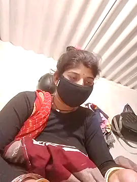 Snapshot of Aaisha_01 chatting on December 22, 2025, 7:55 pm Aaisha 01 online show from December 22, 2025, 7:55 pm