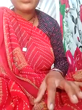 Snapshot of Aaisha_01 chatting on February 14, 2026, 6:54 am Aaisha 01 online show from February 14, 2026, 6:54 am