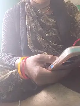 Snapshot of Aaisha_01 chatting on March 31, 2026, 7:53 am Aaisha 01 online show from March 31, 2026, 7:53 am