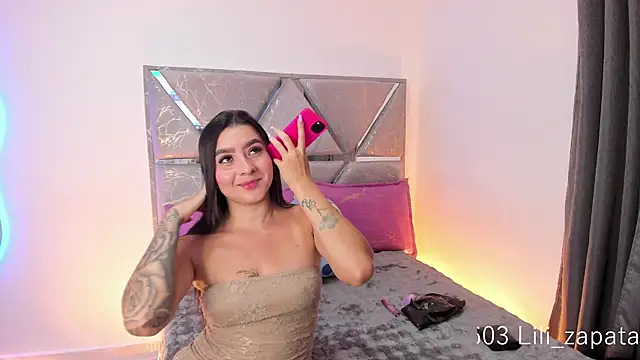 Lilicopper    online show from May 7, 2026, 1:44 am