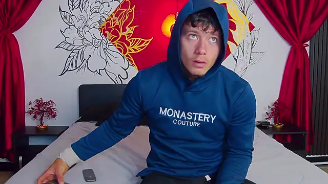 MagnusKnight  online show from February 9, 2026, 1:37 pm