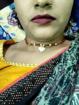 Snapshot of Sweet_Couple_01 chatting on December 18, 2025, 3:18 pm Sweet Couple 01 online show from December 18, 2025, 3:18 pm