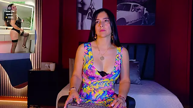 Snapshot of Sunny_River chatting on May 2, 2026, 12:54 pm Sunny River online show from May 2, 2026, 12:54 pm