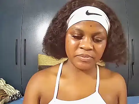 MilkyBoobs7 online show from December 22, 2025, 8:06 pm