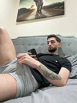 Juliann69Ramiro online show from February 16, 2026, 7:10 pm