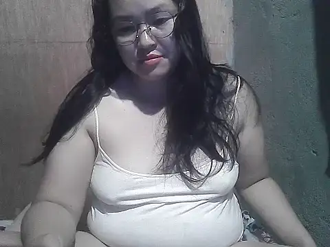 yummy jyra02167 online show from January 15, 2026, 5:05 pm