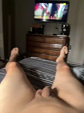 cazadornocturno1997 online show from January 10, 2026, 5:04 pm