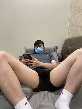 YourBoYyyyyyyy online show from March 28, 2026, 2:38 pm