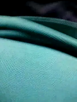 Snapshot of loki-king-143 chatting on December 14, 2025, 6:52 am loki-king-143 online show from December 14, 2025, 6:52 am