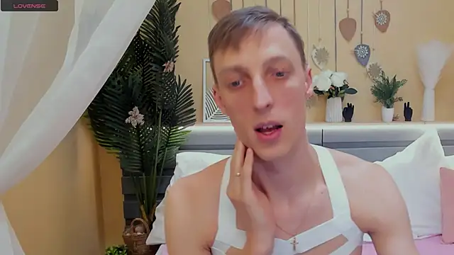 Snapshot of tommy_cabrio chatting on January 15, 2026, 4:22 pm tommy cabrio online show from January 15, 2026, 4:22 pm