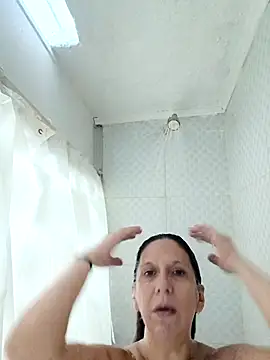 cari75 online show from February 8, 2026, 9:18 pm