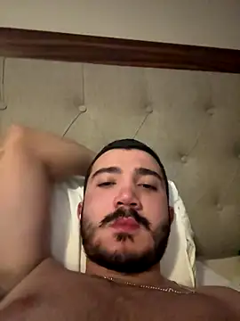 carloos593 online show from December 14, 2025, 11:15 am