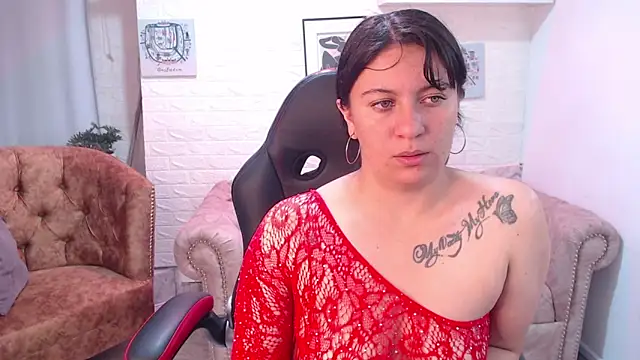 amanda rousee online show from March 4, 2026, 3:23 am